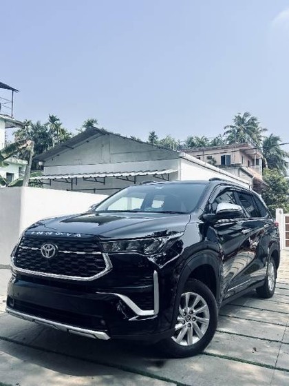 Second-hand 2025 Toyota Innova Hycross GX (O) 8STR for sale in Kannur