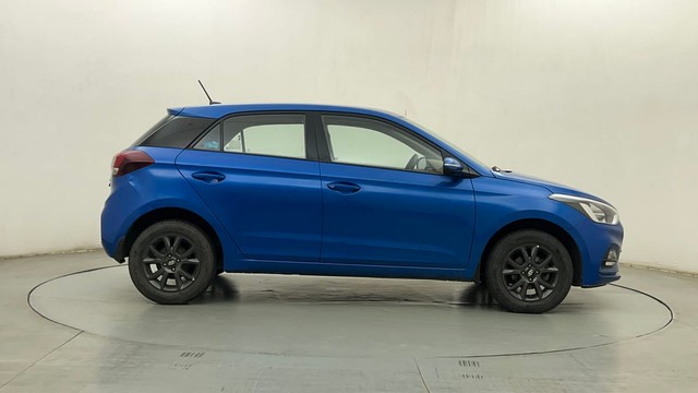 Second-hand 2019 Hyundai i20 Sportz Plus for sale in Mumbai-2