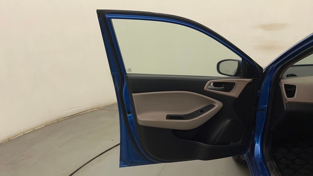 Second-hand 2019 Hyundai i20 Sportz Plus for sale in Mumbai-25