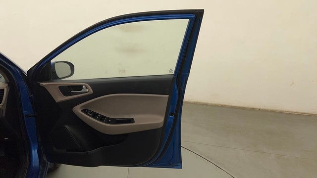Second-hand 2019 Hyundai i20 Sportz Plus for sale in Mumbai-16