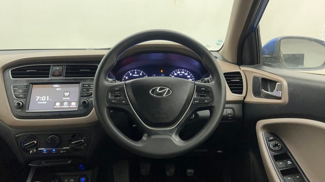 Second-hand 2019 Hyundai i20 Sportz Plus for sale in Mumbai-27