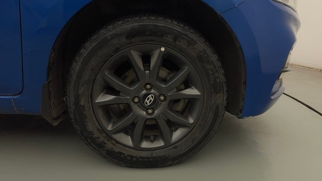 Second-hand 2019 Hyundai i20 Sportz Plus for sale in Mumbai-17