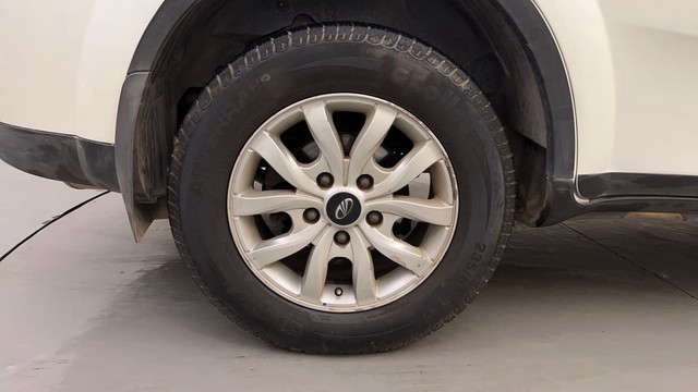 Second-hand 2015 Mahindra XUV500 W9 for sale in Mysore-18