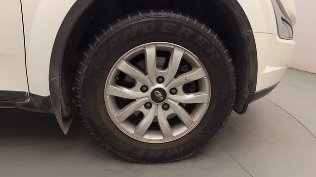 Second-hand 2015 Mahindra XUV500 W9 for sale in Mysore-17