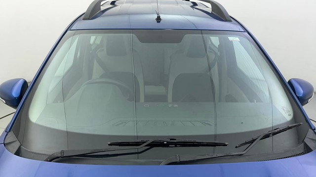 Second-hand 2019 Renault Triber RXZ for sale in Ahmedabad-10