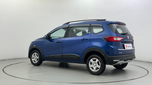 Second-hand 2019 Renault Triber RXZ for sale in Ahmedabad-5