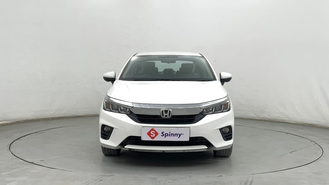 Second-hand 2022 Honda City V MT Diesel for sale in Pune-7