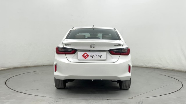 Second-hand 2022 Honda City V MT Diesel for sale in Pune-4