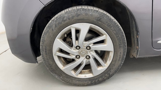 Second-hand 2018 Honda Jazz VX for sale in Pune-20