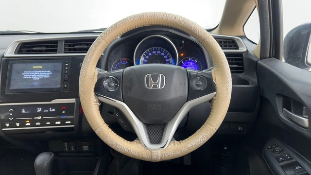 Second-hand 2018 Honda Jazz VX for sale in Pune-38