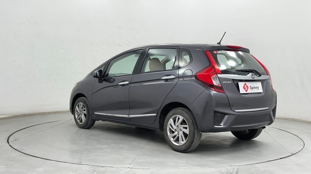 Second-hand 2018 Honda Jazz VX for sale in Pune-5