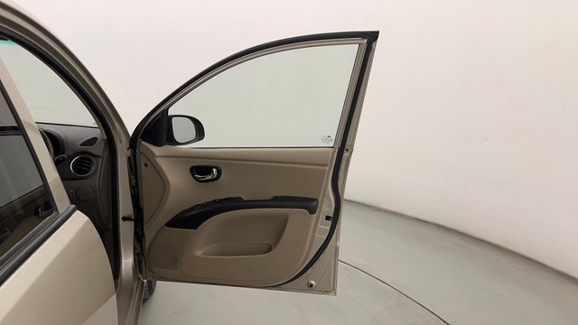 Second-hand 2012 Hyundai i10 Magna 1.2 for sale in Pune-16