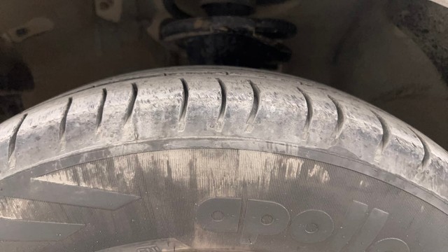 Second-hand 2012 Hyundai i10 Magna 1.2 for sale in Pune-27