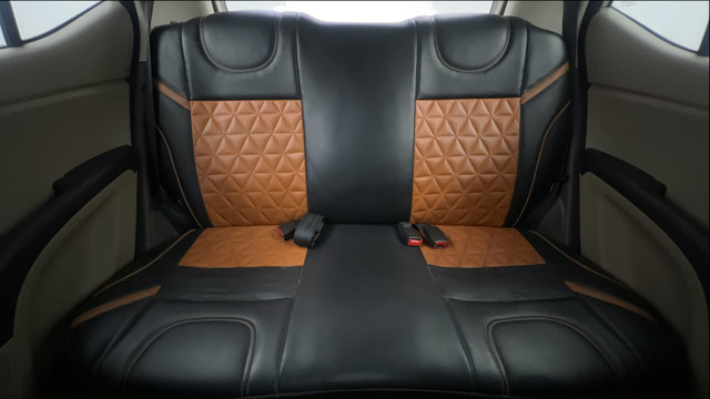 Second-hand 2012 Hyundai i10 Magna 1.2 for sale in Pune-32