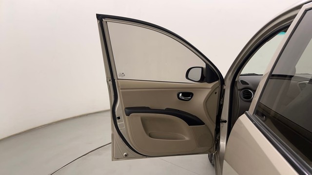 Second-hand 2012 Hyundai i10 Magna 1.2 for sale in Pune-37