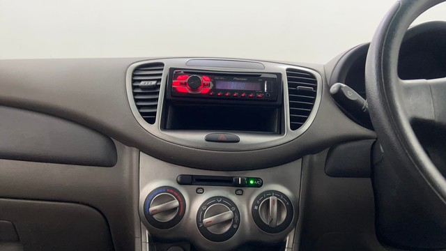 Second-hand 2012 Hyundai i10 Magna 1.2 for sale in Pune-30