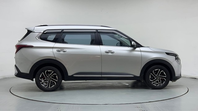 Second-hand 2022 Kia Carens Luxury Plus 6 STR Diesel for sale in Gurgaon-2