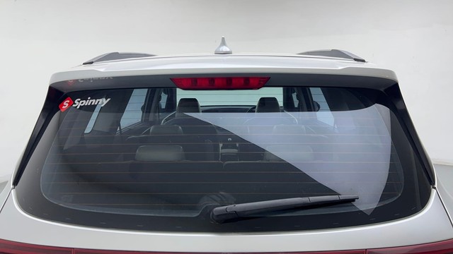 Second-hand 2022 Kia Carens Luxury Plus 6 STR Diesel for sale in Gurgaon-23