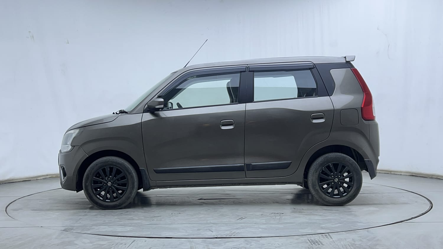 Buy Used Maruti Wagon R ZXI Plus BSVI of 2022 model @ 5,45,000 INR in ...