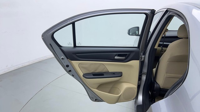 Second-hand 2019 Honda Amaze VX for sale in Ghaziabad-27