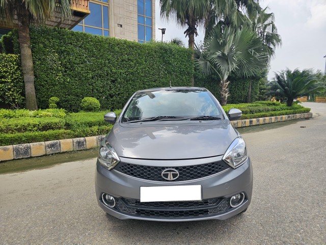 Second-hand 2019 Tata Tiago 1.2 Revotron XZ for sale in New Delhi-7