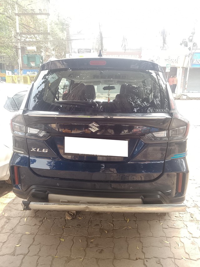 Second-hand 2023 Maruti Suzuki XL6 Zeta CNG for sale in Samastipur-1