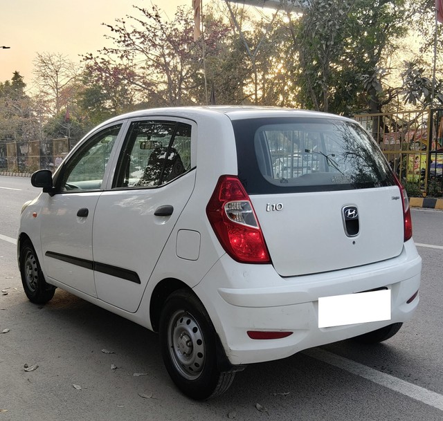 Hyundai i10 Magna 1.1L Second-hand 2016 Hyundai i10 Magna 1.1L for sale in Gurgaon-9