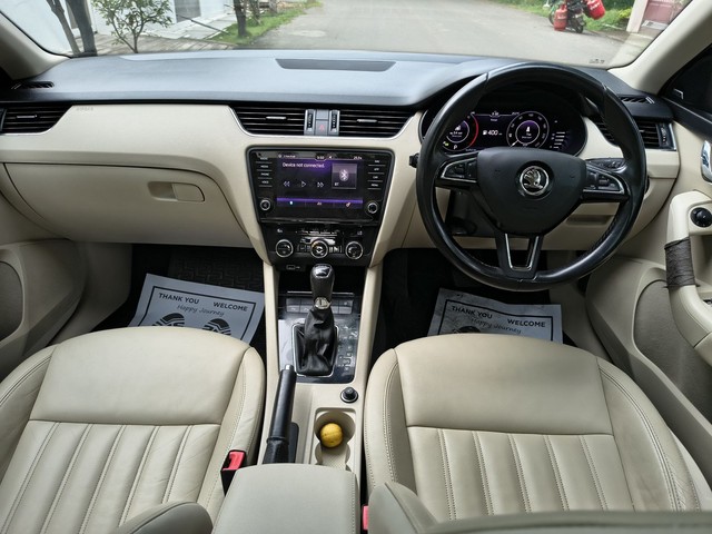 Second-hand 2018 Skoda Octavia 2.0 TDI AT L K for sale in Coimbatore-8
