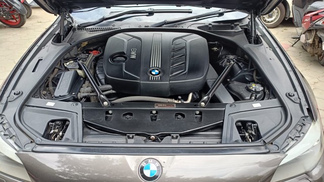 Second-hand 2012 BMW 5 Series 520d Sedan for sale in Coimbatore-3