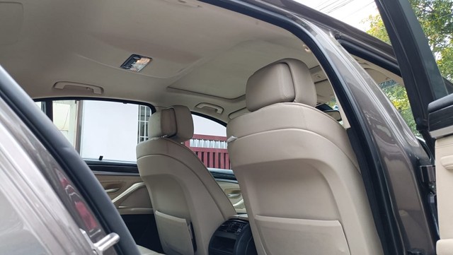 Second-hand 2012 BMW 5 Series 520d Sedan for sale in Coimbatore-8