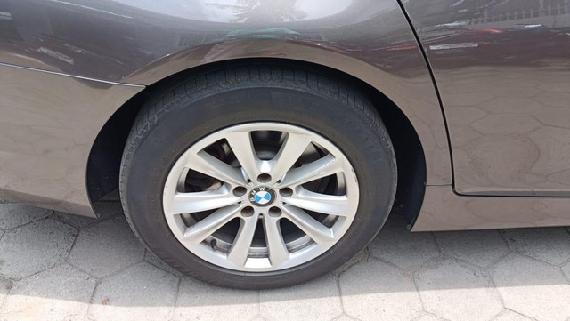 Second-hand 2012 BMW 5 Series 520d Sedan for sale in Coimbatore-15