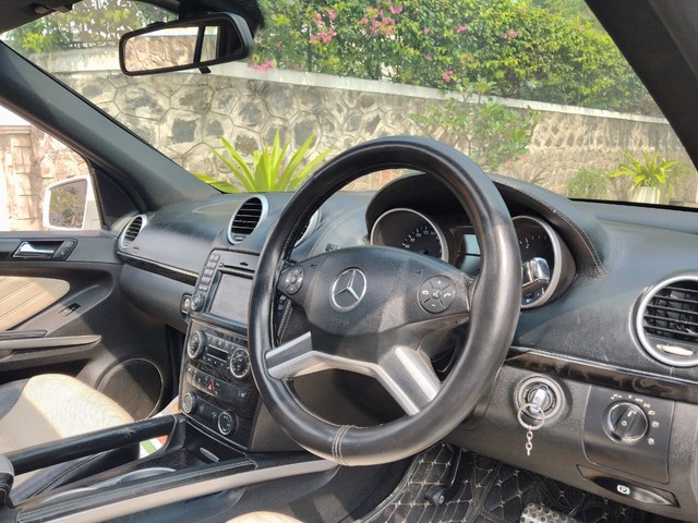 Second-hand 2012 Mercedes-Benz GL-Class 350 CDI Luxury for sale in Chennai-5