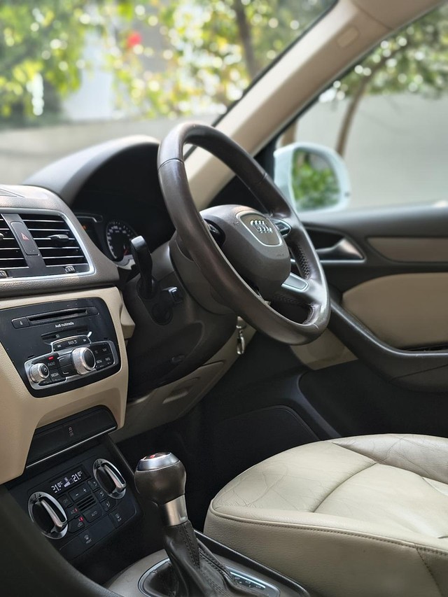 Second-hand 2014 Audi Q3 35 TDI Quattro Premium for sale in Coimbatore-4