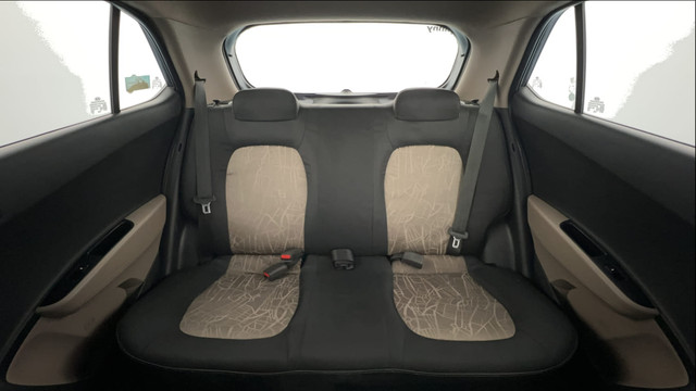 Second-hand 2015 Hyundai Grand i10 1.2 Kappa Sportz BSIV for sale in Lucknow-37