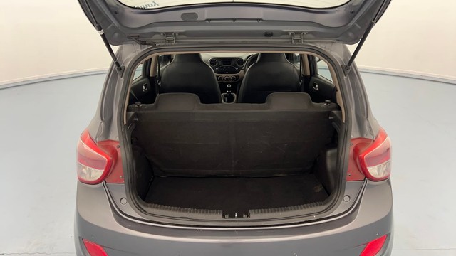 Second-hand 2015 Hyundai Grand i10 1.2 Kappa Sportz BSIV for sale in Lucknow-9