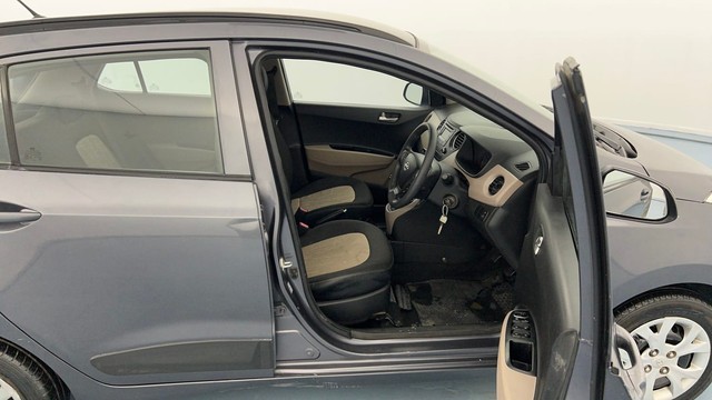 Second-hand 2015 Hyundai Grand i10 1.2 Kappa Sportz BSIV for sale in Lucknow-15