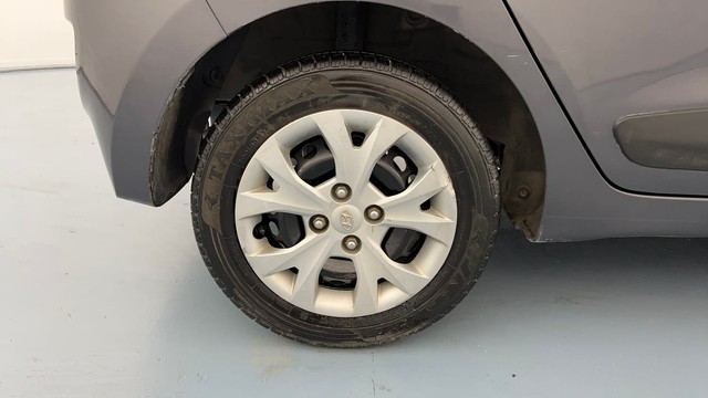 Second-hand 2015 Hyundai Grand i10 1.2 Kappa Sportz BSIV for sale in Lucknow-18