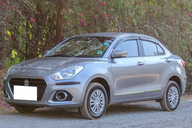 Second-hand 2023 Maruti Suzuki Swift Dzire VXI for sale in Ahmedabad-11