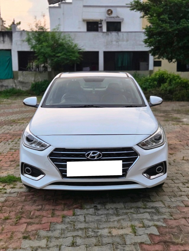 Second-hand 2018 Hyundai Verna CRDi 1.6 AT SX Plus for sale in Ahmedabad-6