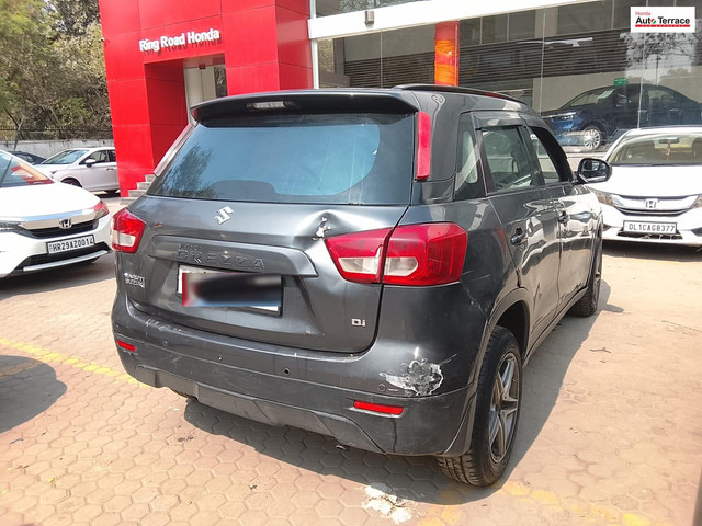 Second-hand 2017 Maruti Suzuki Vitara Brezza VDi for sale in New Delhi-3