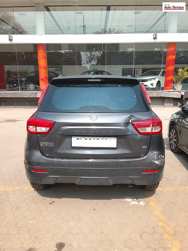 Second-hand 2017 Maruti Suzuki Vitara Brezza VDi for sale in New Delhi-6