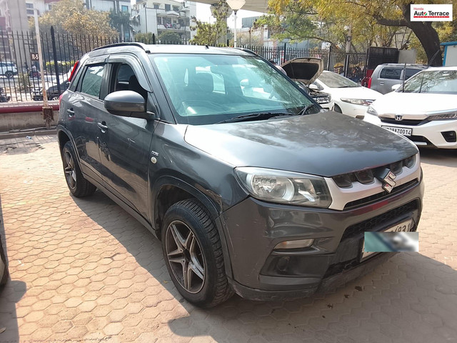 Second-hand 2017 Maruti Suzuki Vitara Brezza VDi for sale in New Delhi-2