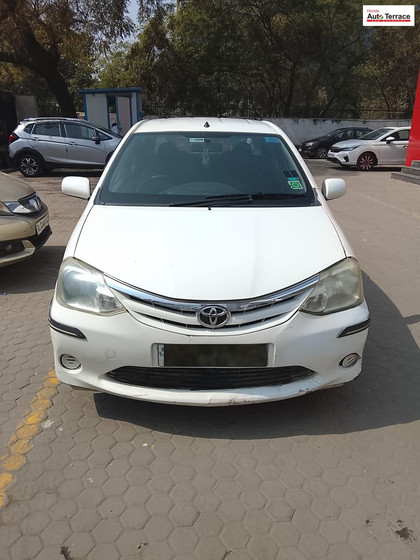 Second-hand 2011 Toyota Etios V for sale in New Delhi