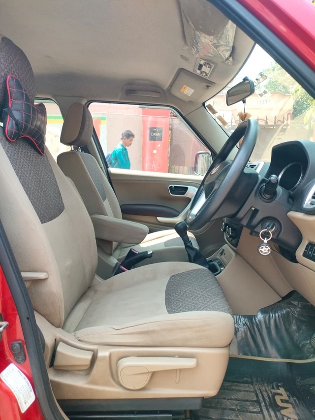 Second-hand 2016 Mahindra TUV 300 T8 for sale in Mumbai-9