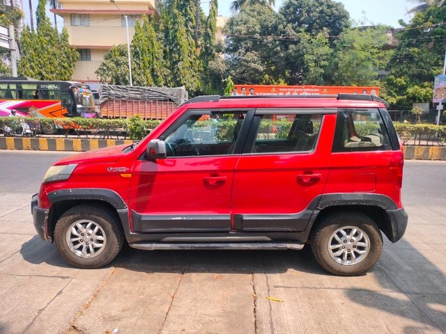 Second-hand 2016 Mahindra TUV 300 T8 for sale in Mumbai-5