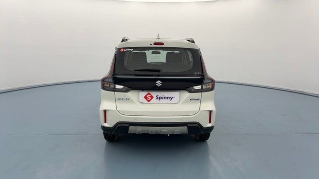 Second-hand 2022 Maruti Suzuki XL6 Alpha AT BSVI for sale in Lucknow-4