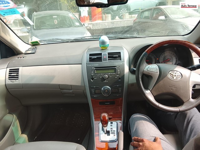 Second-hand 2011 Toyota Corolla Altis 1.8 G L CNG for sale in New Delhi-7