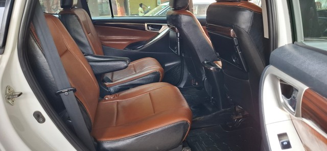 Second-hand 2016 Toyota Innova Crysta 2.8 ZX AT BSIV for sale in Mumbai-14