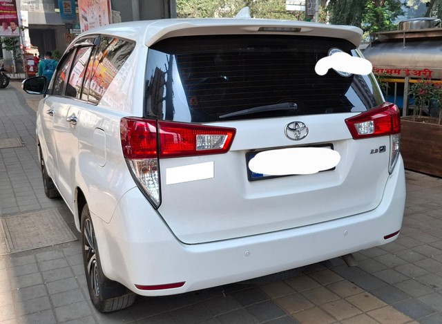 Second-hand 2016 Toyota Innova Crysta 2.8 ZX AT BSIV for sale in Mumbai-12