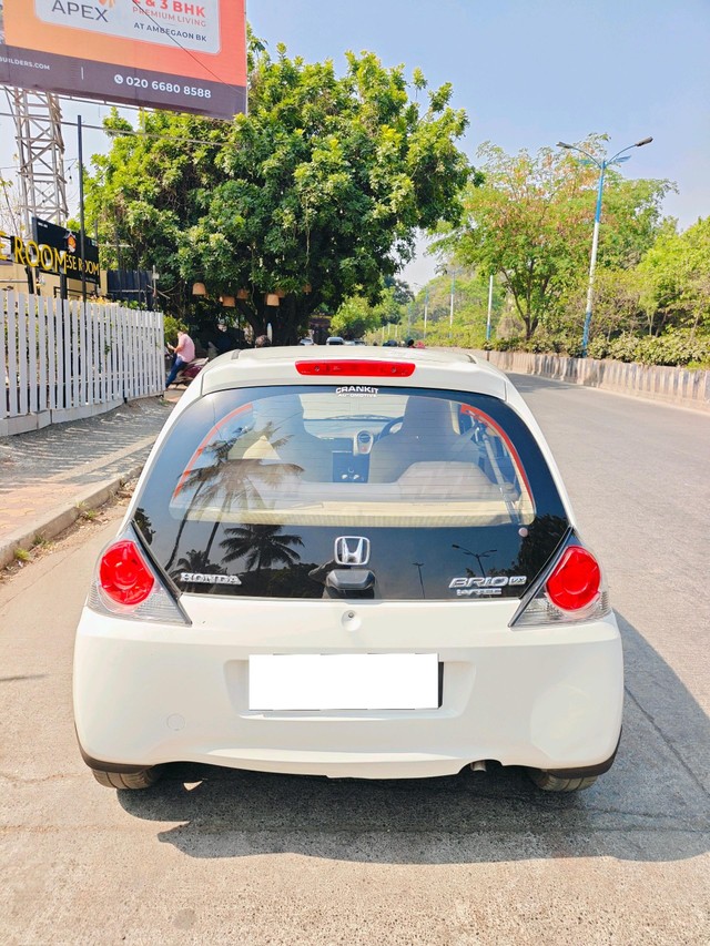 Second-hand 2013 Honda Brio VX AT for sale in Pune-2